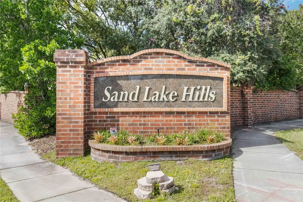 8124 Laurel Tree Drive Orlando FL 32819