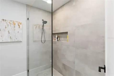 8124 Laurel Tree Drive Orlando FL 32819