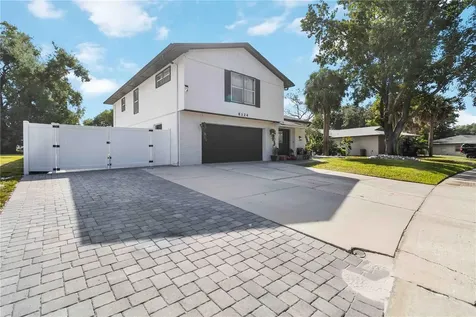 8124 Laurel Tree Drive Orlando FL 32819