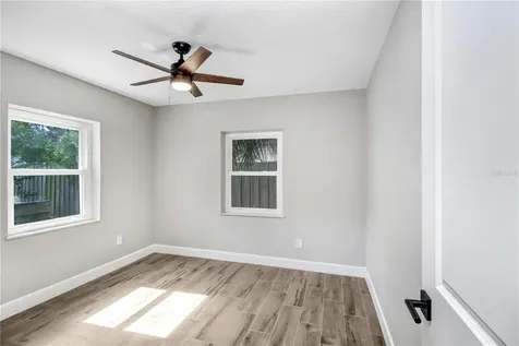4018 S West Shore Boulevard Tampa FL 33611