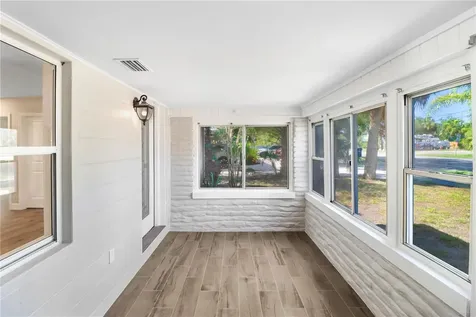 4018 S West Shore Boulevard Tampa FL 33611