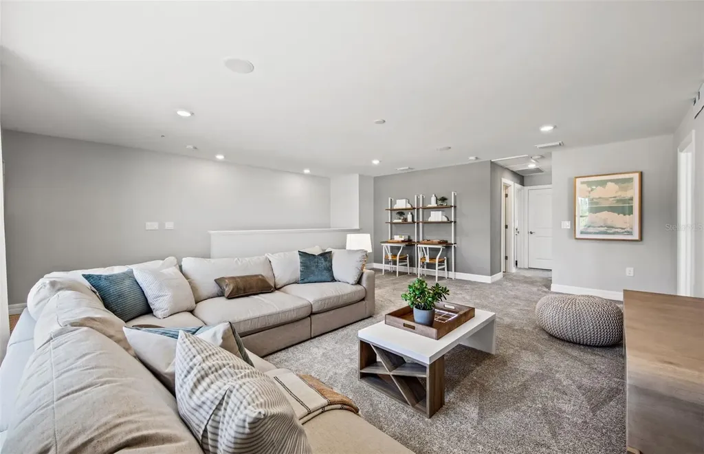 7437 Summer Court Sarasota FL 34231
