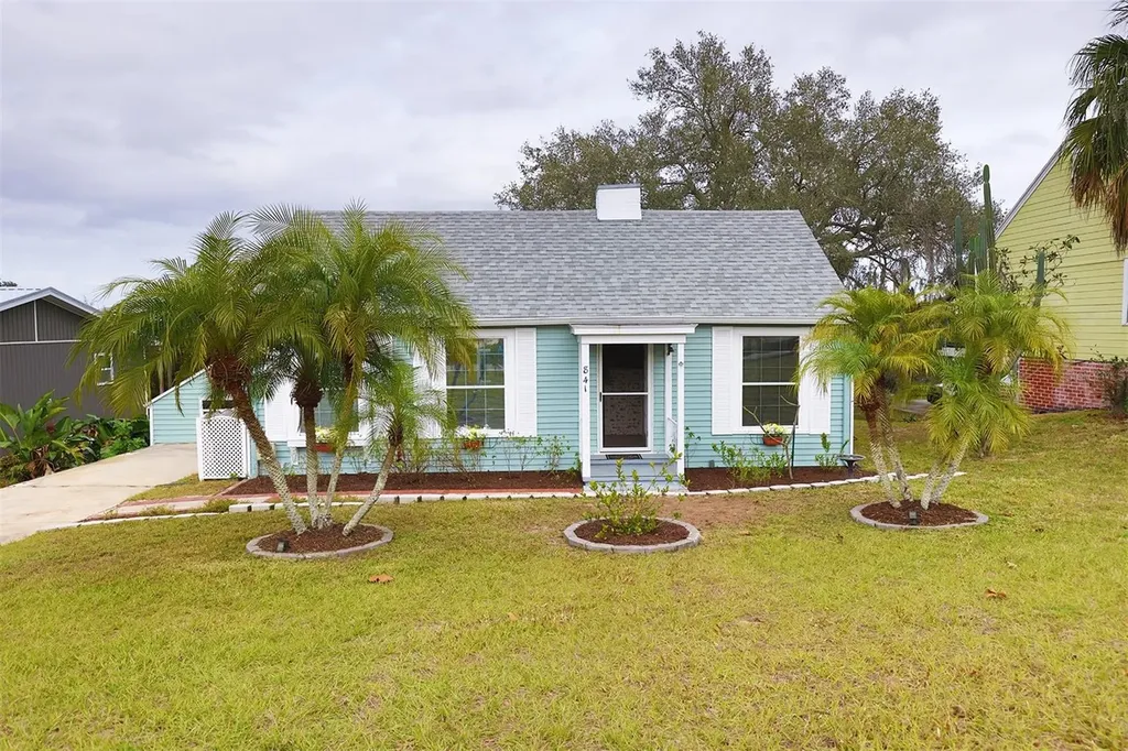 841 Campbell Avenue Lake Wales FL 33853