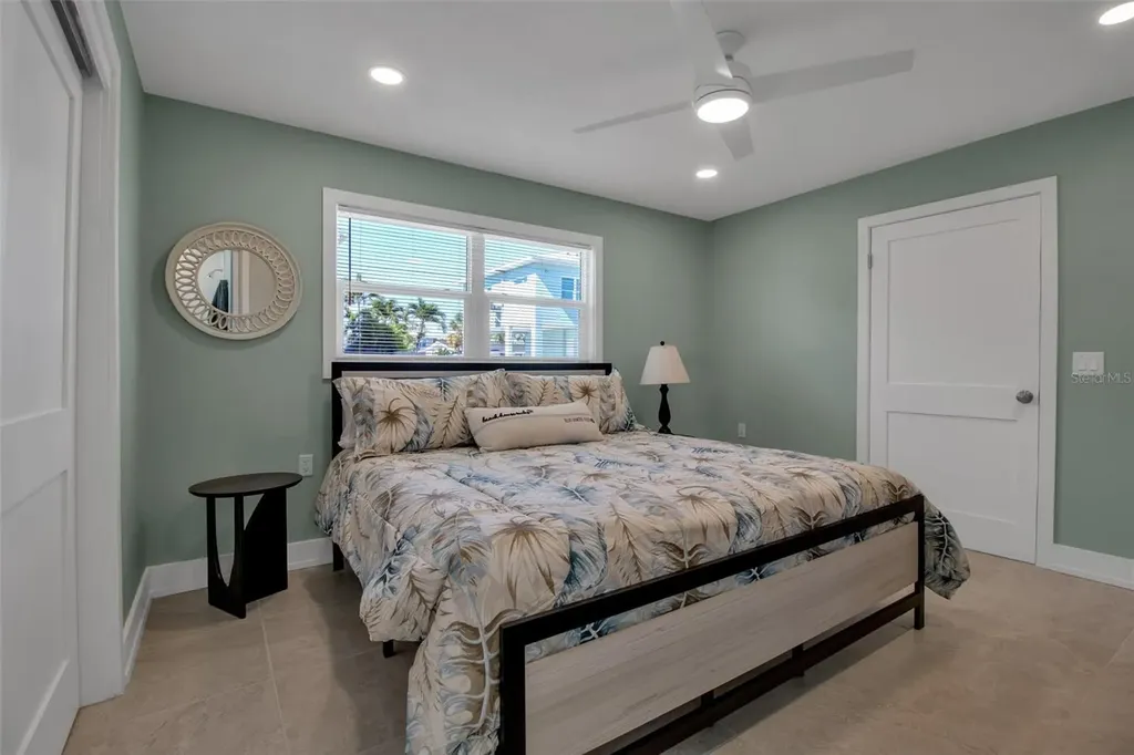 713 Saint Judes Drive S Longboat Key FL 34228