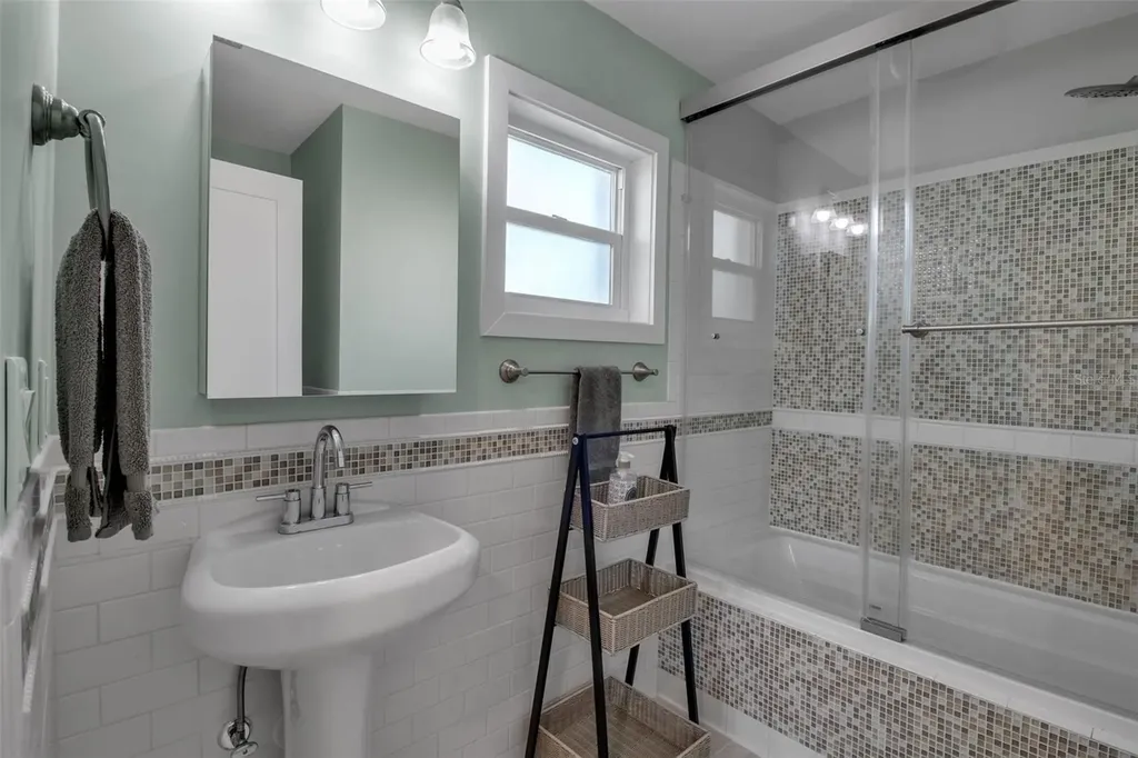 713 Saint Judes Drive S Longboat Key FL 34228