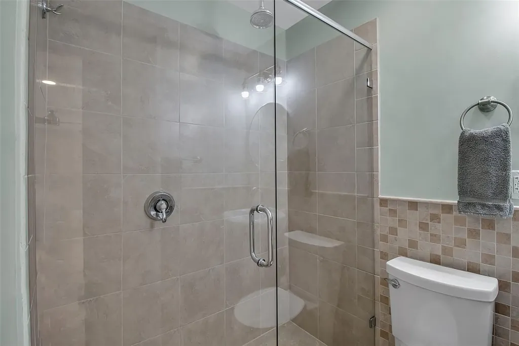 713 Saint Judes Drive S Longboat Key FL 34228