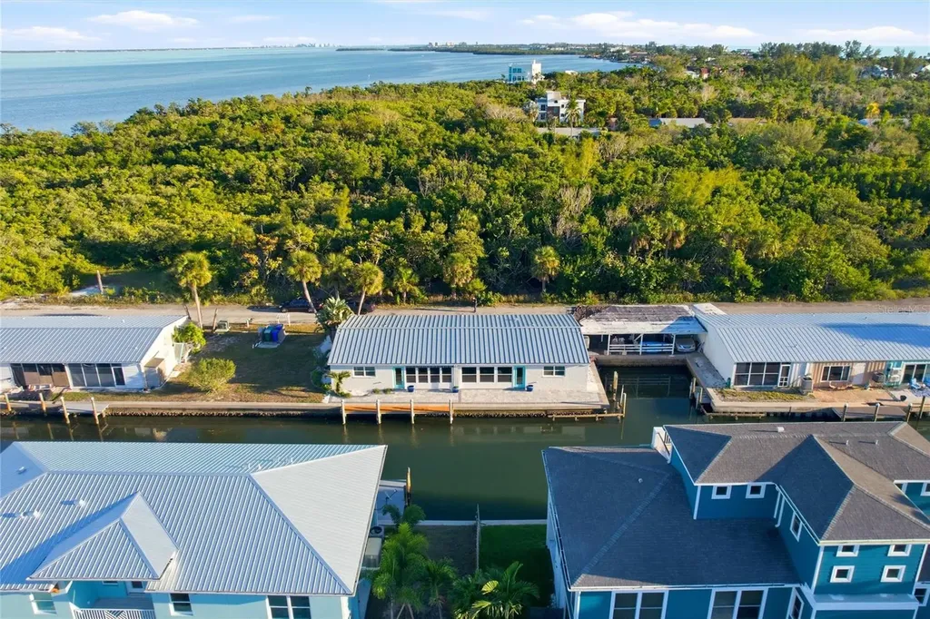 713 Saint Judes Drive S Longboat Key FL 34228