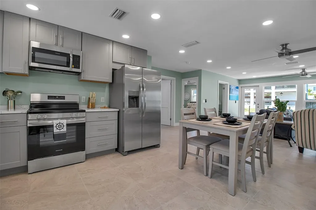 713 Saint Judes Drive S Longboat Key FL 34228