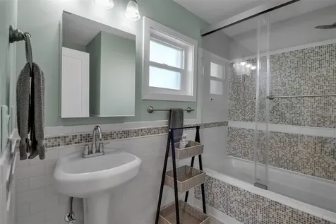 713 Saint Judes Drive S Longboat Key FL 34228