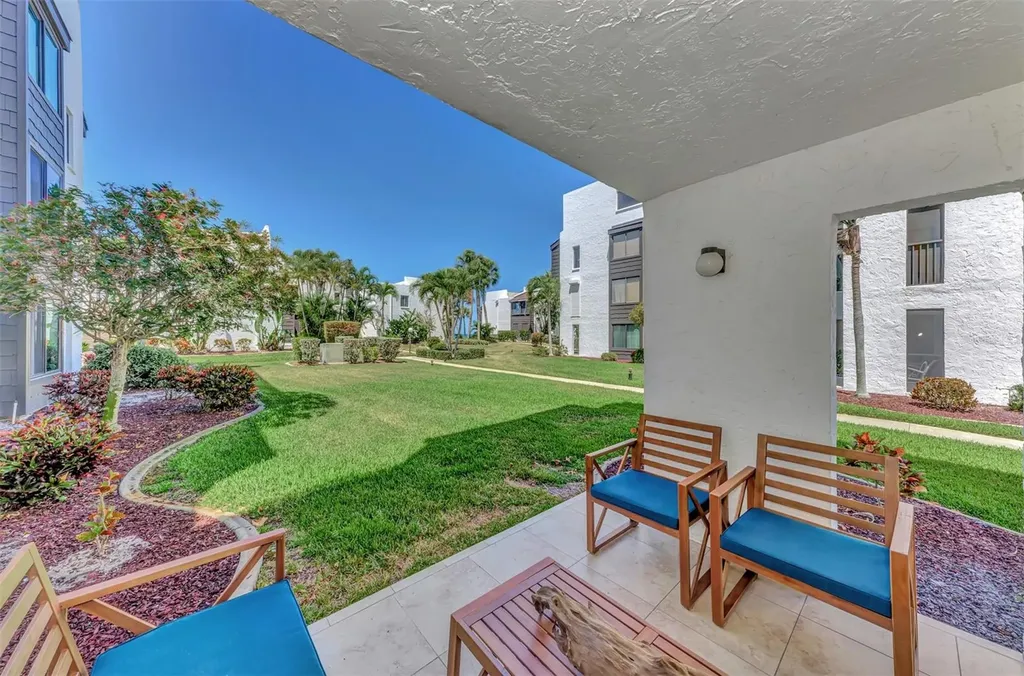 2950 N Beach Road Englewood FL 34223