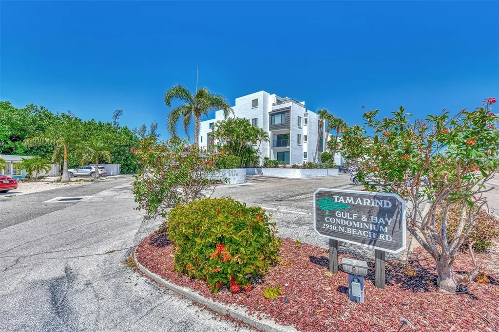 2950 N Beach Road Englewood FL 34223