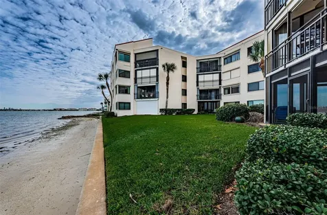 5633 Puerta Del Sol Boulevard S St Petersburg FL 33715