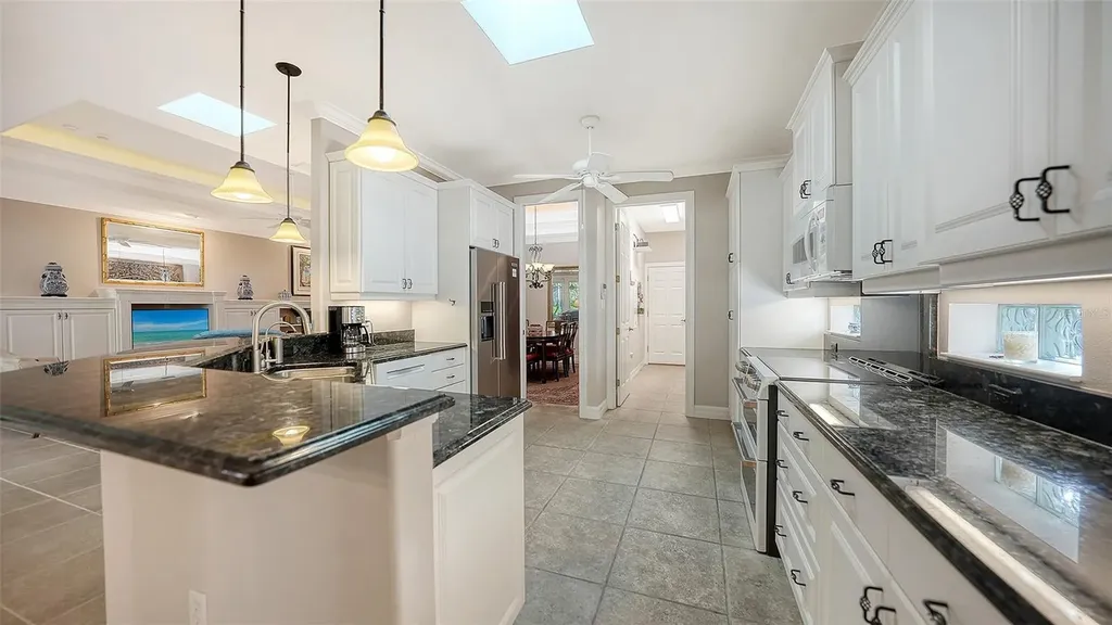 2529 Marblehead Drive Sarasota FL 34231