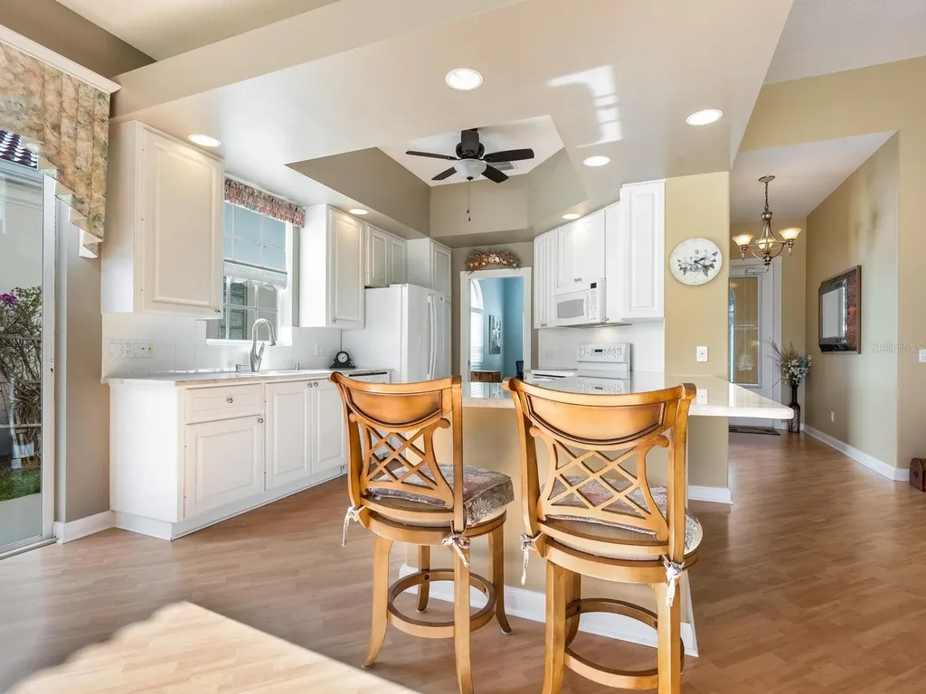 7675 Uliva Way Sarasota FL 34238