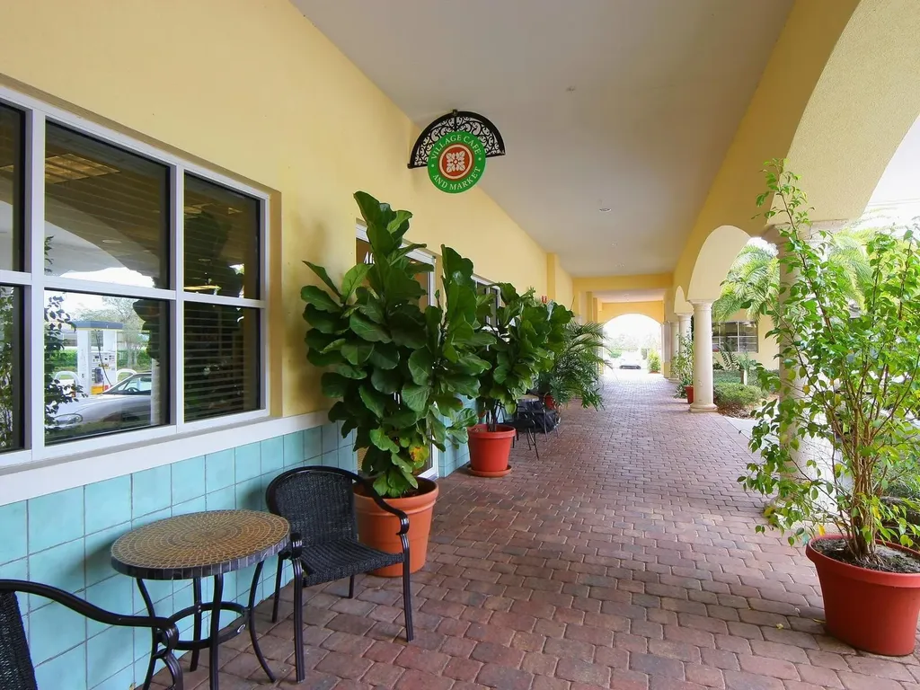 7675 Uliva Way Sarasota FL 34238
