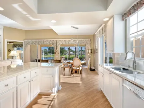 7675 Uliva Way Sarasota FL 34238