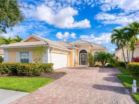 7675 Uliva Way Sarasota FL 34238