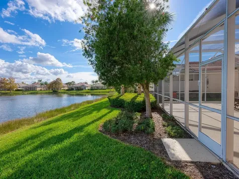 7675 Uliva Way Sarasota FL 34238