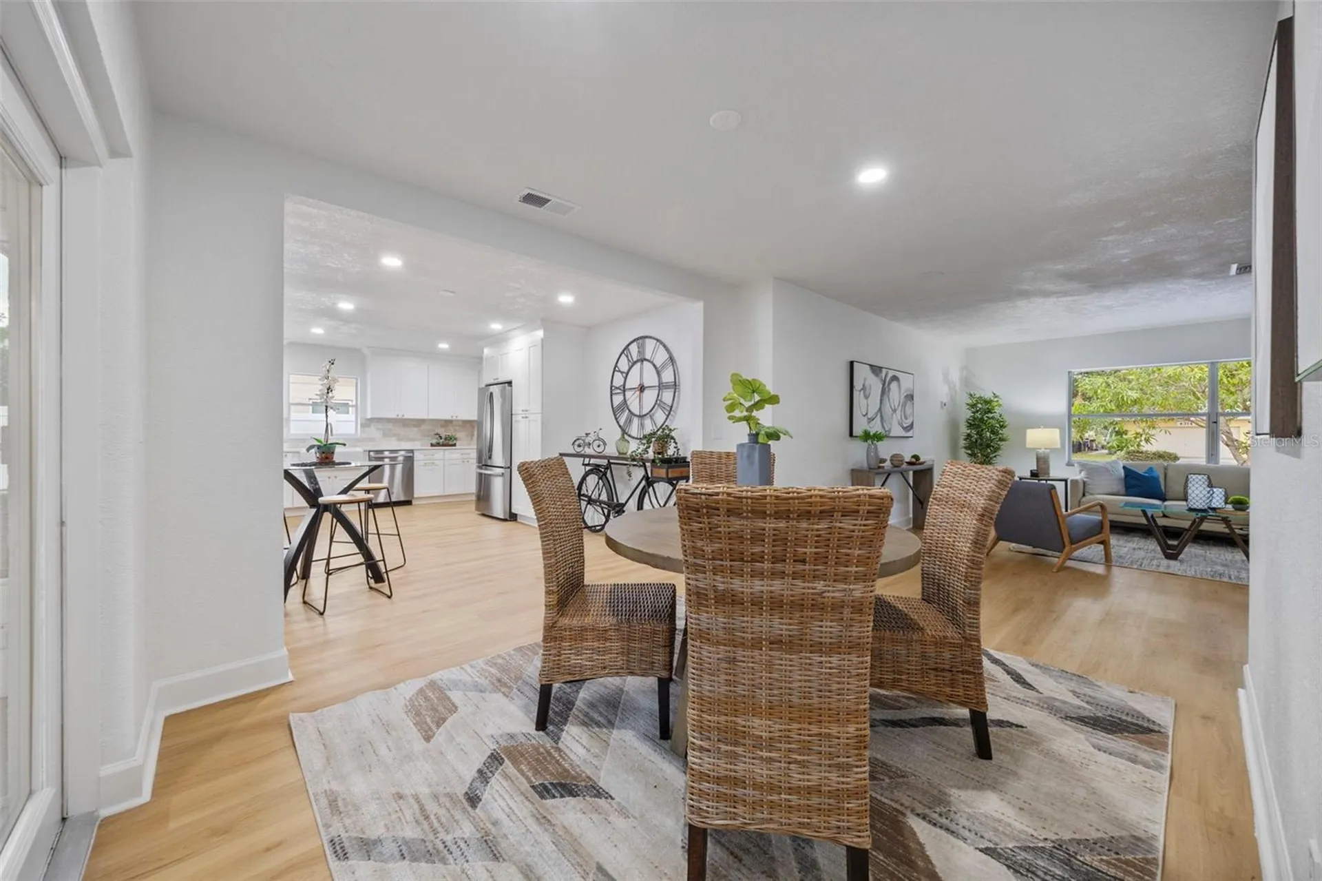 4311 Narvarez Way S St Petersburg FL 33712