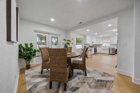 4311 Narvarez Way S St Petersburg FL 33712