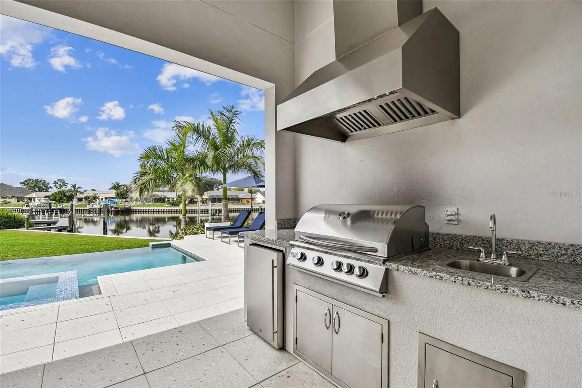 4054 Rocky Shores Drive Tampa FL 33634