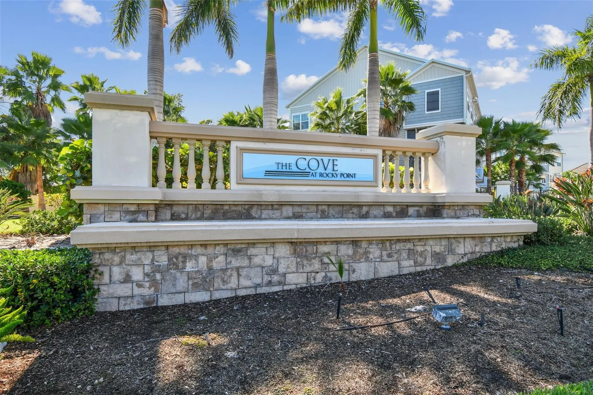 4054 Rocky Shores Drive Tampa FL 33634