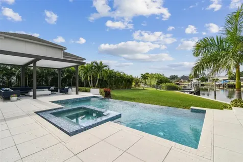 4054 Rocky Shores Drive Tampa FL 33634