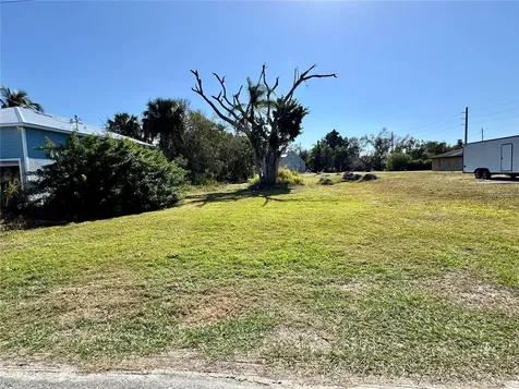 623 Fitzhugh Avenue Punta Gorda FL 33950