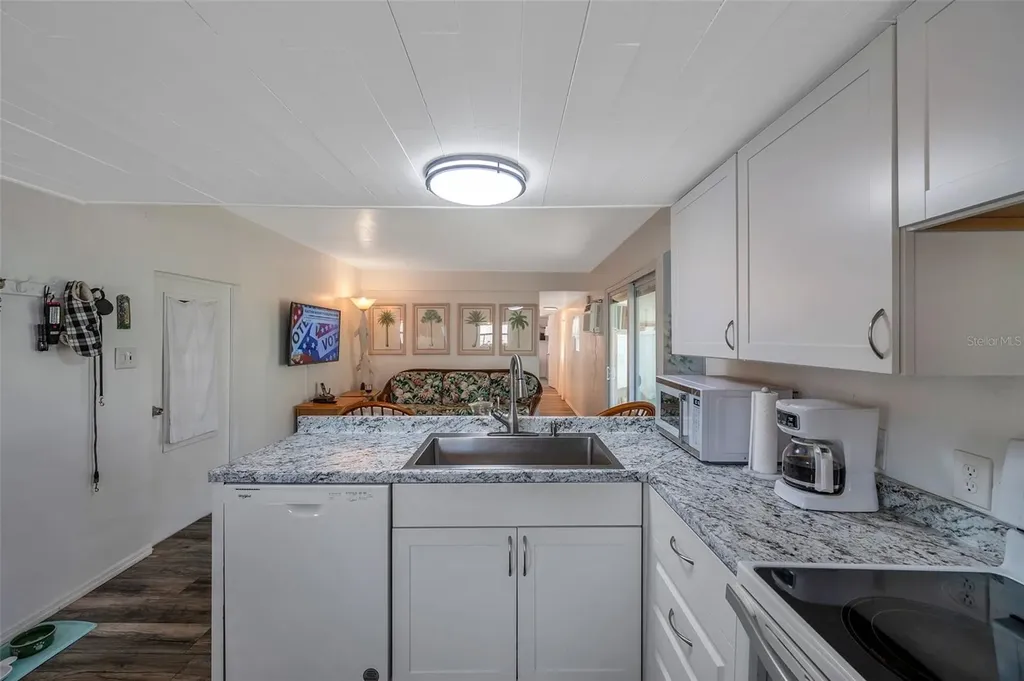 6580 Seminole Boulevard Seminole FL 33772