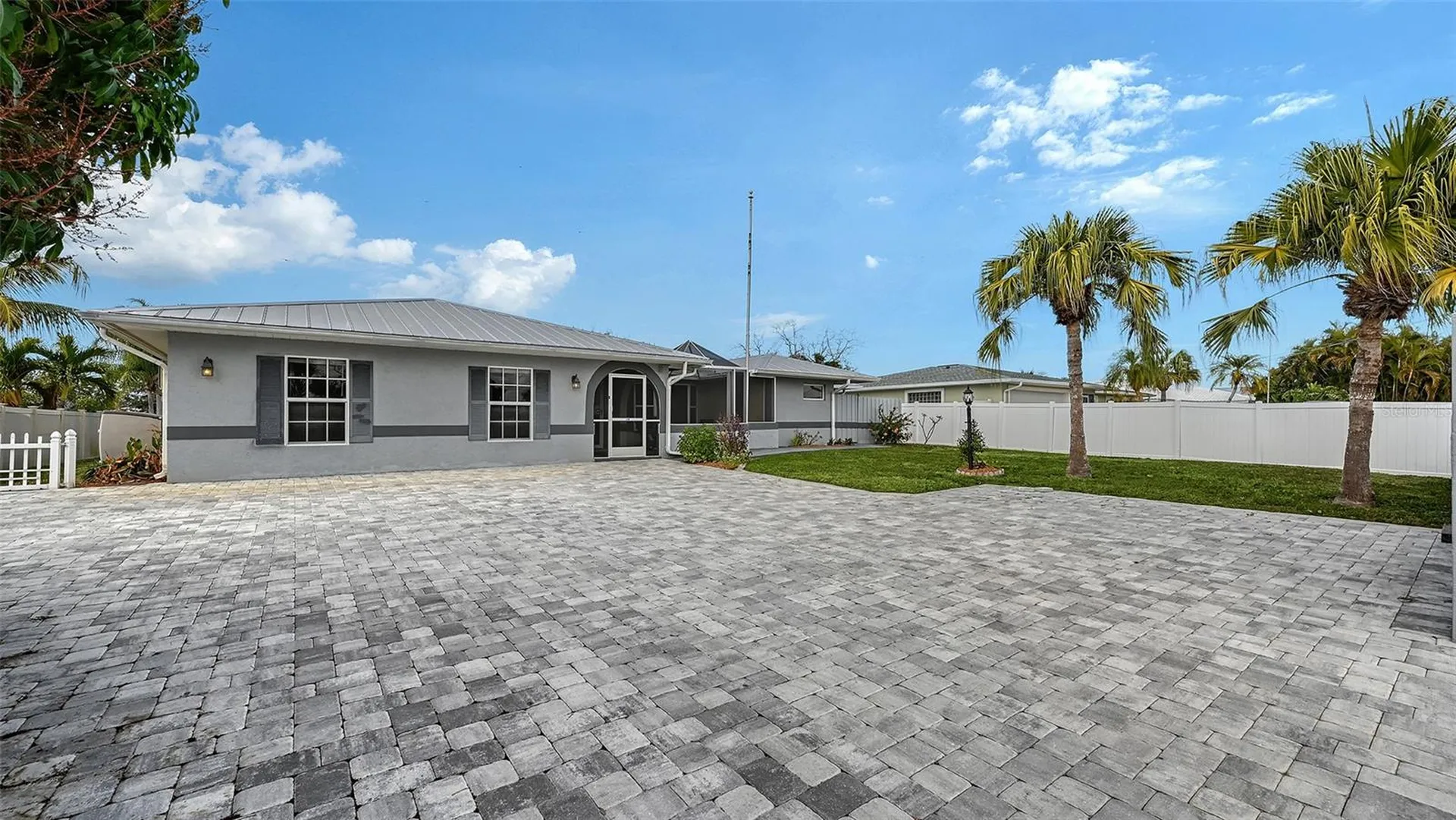 619 Albee Farm Road N Nokomis FL 34275