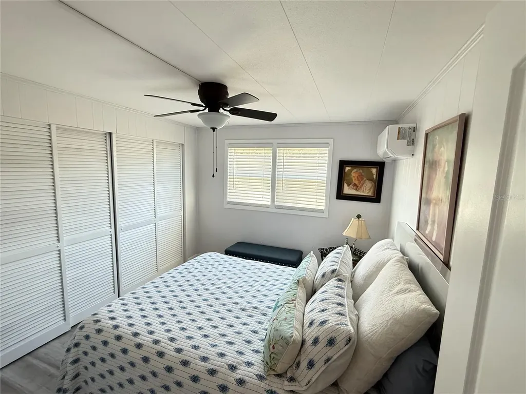622 Mount Oak Avenue NE St Petersburg FL 33702