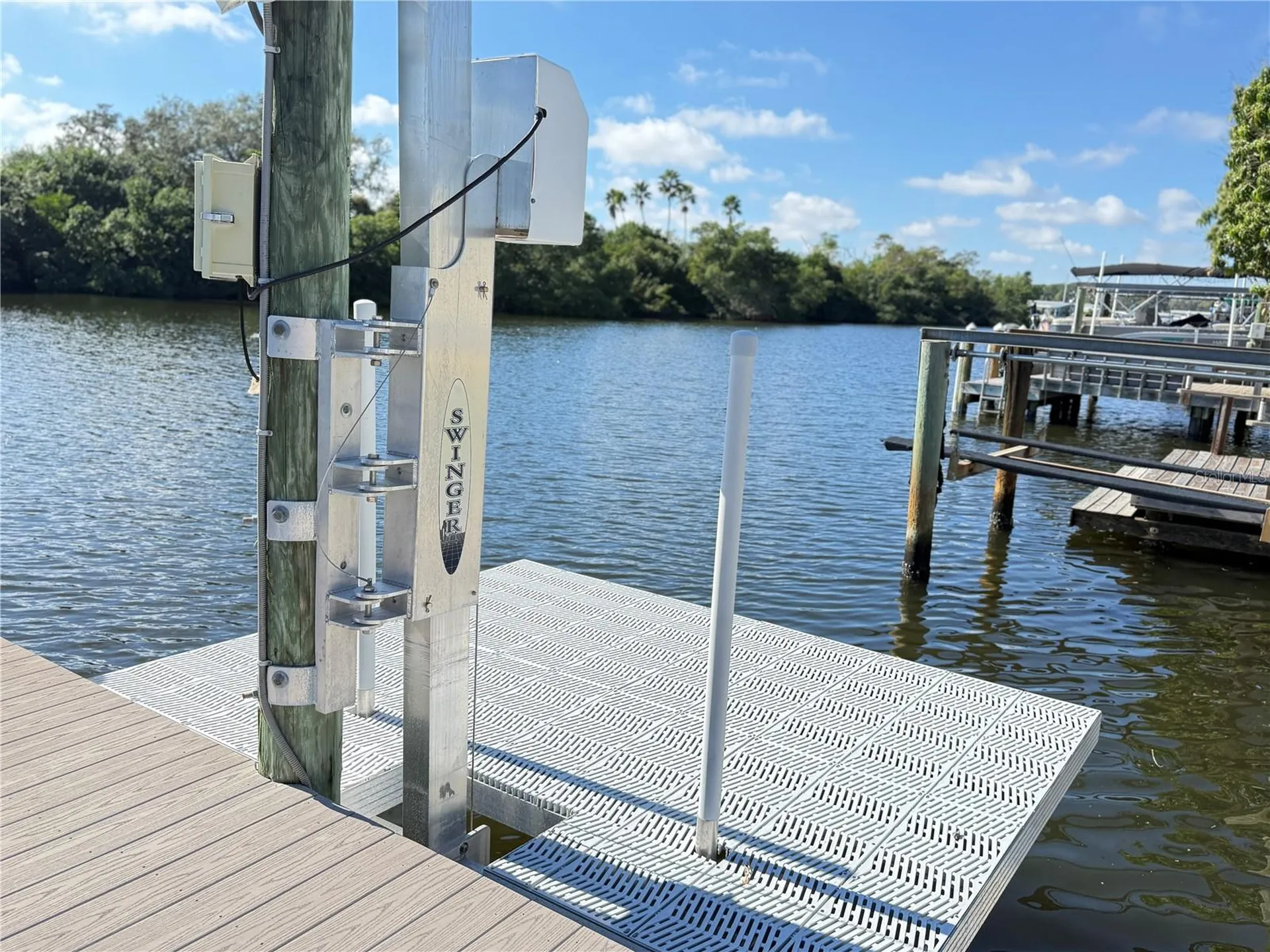 622 Mount Oak Avenue NE St Petersburg FL 33702