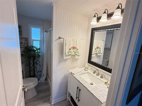 622 Mount Oak Avenue NE St Petersburg FL 33702