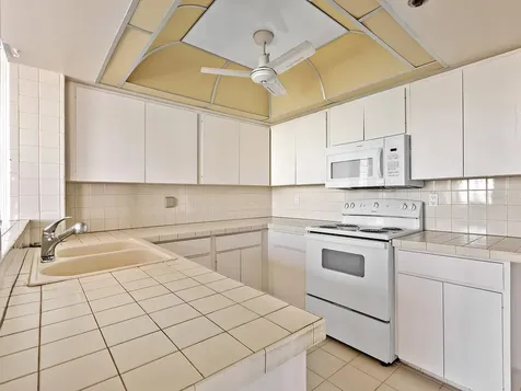 770 S Palm Avenue Sarasota FL 34236
