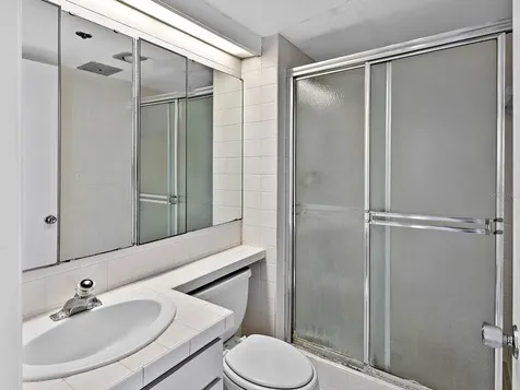770 S Palm Avenue Sarasota FL 34236