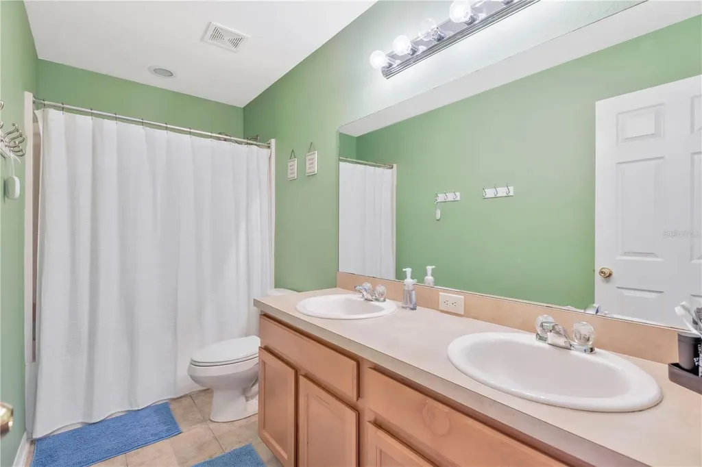 18345 Fish Loop Land O Lakes FL 34638