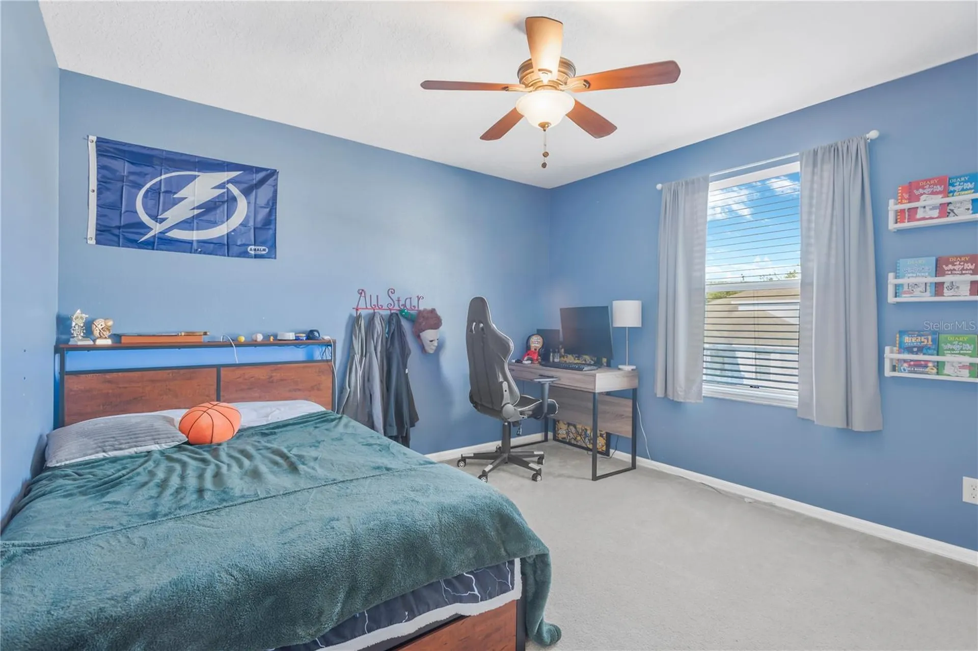18345 Fish Loop Land O Lakes FL 34638