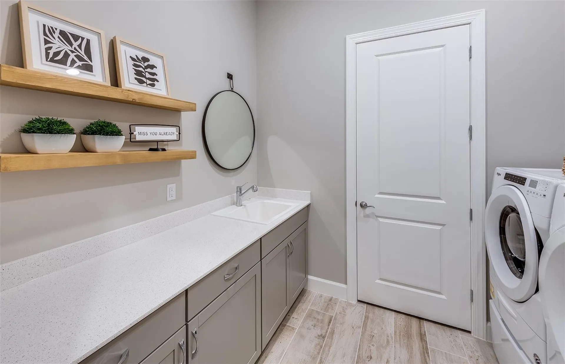 7452 Summer Court Sarasota FL 34231