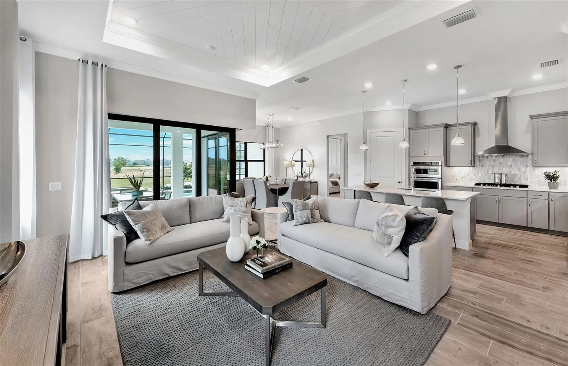 7452 Summer Court Sarasota FL 34231