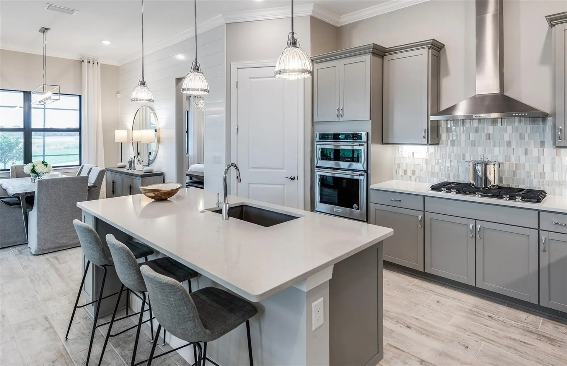 7452 Summer Court Sarasota FL 34231