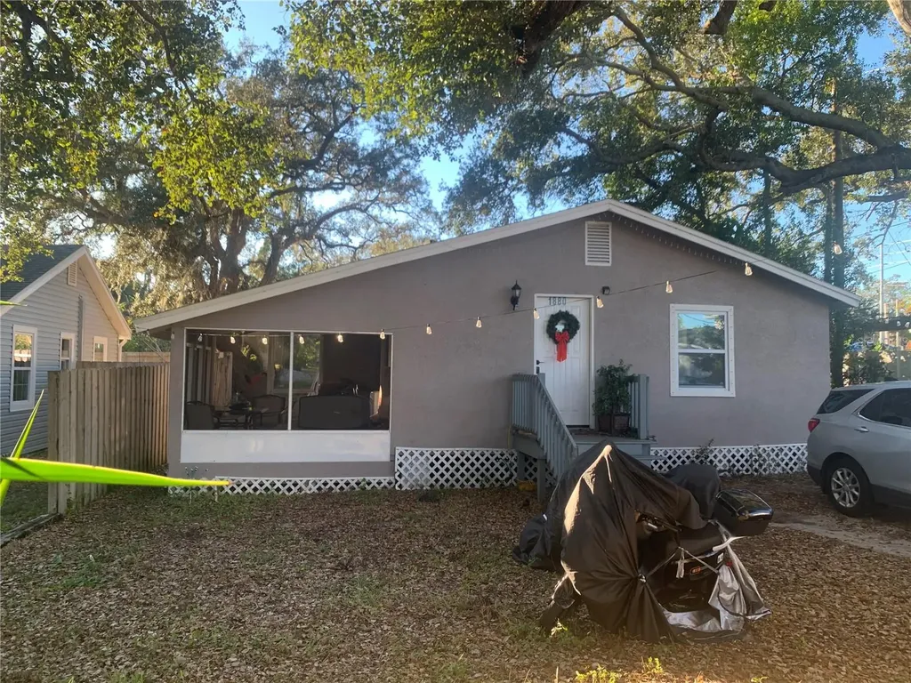 1880 Sylvan Drive Clearwater FL 33755