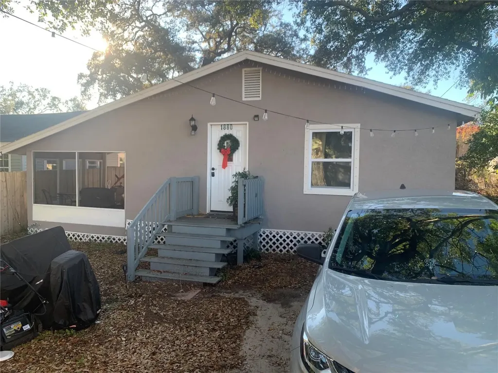 1880 Sylvan Drive Clearwater FL 33755