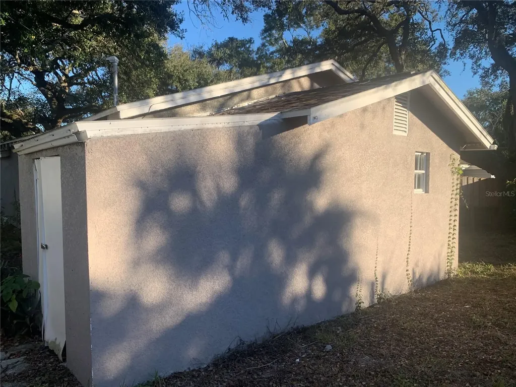 1880 Sylvan Drive Clearwater FL 33755