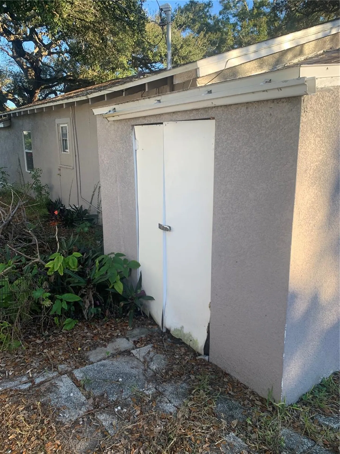 1880 Sylvan Drive Clearwater FL 33755
