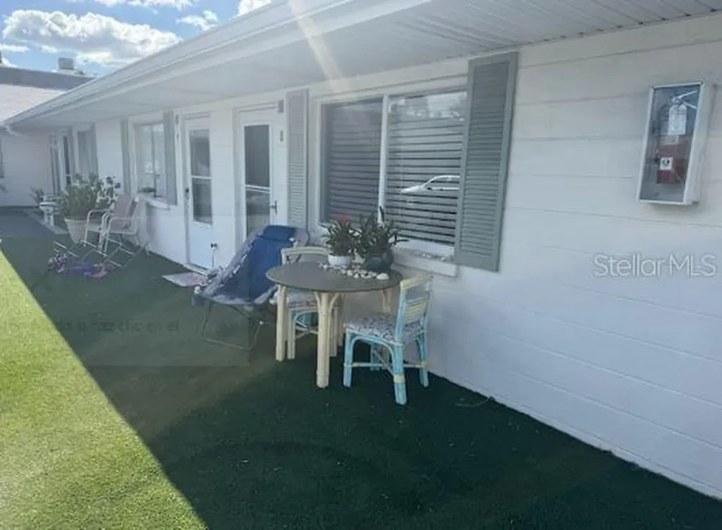 525 Manatee Court Venice FL 34285