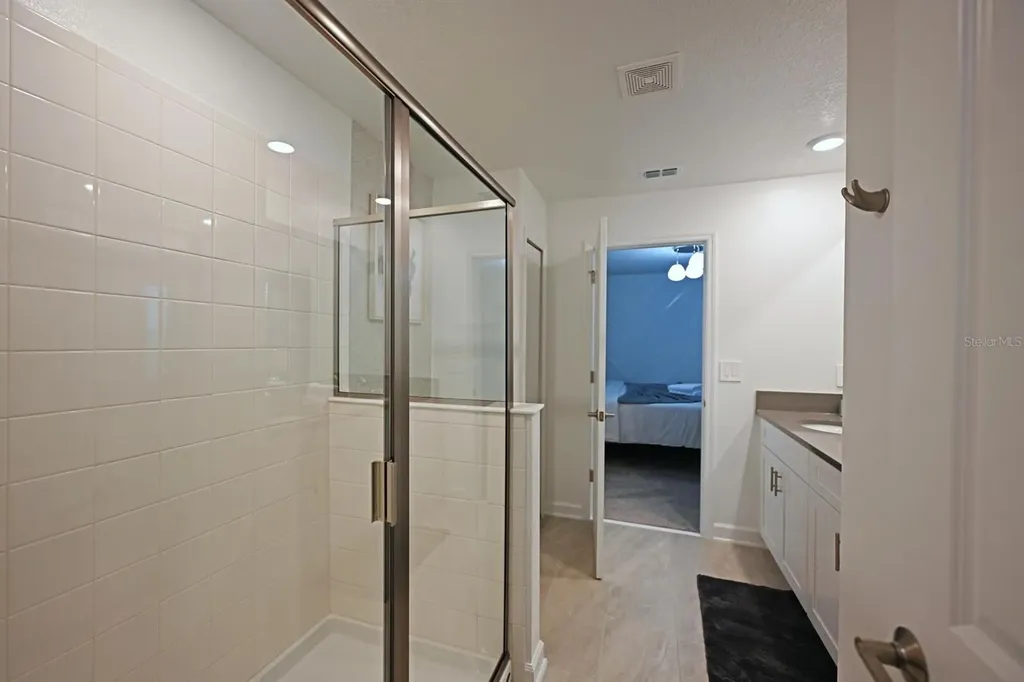 4221 Paragraph Drive Kissimmee FL 34746