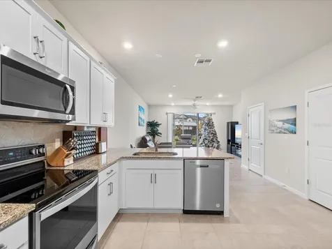 31428 Amberview Bend Wesley Chapel FL 33545