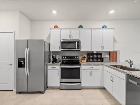 31428 Amberview Bend Wesley Chapel FL 33545