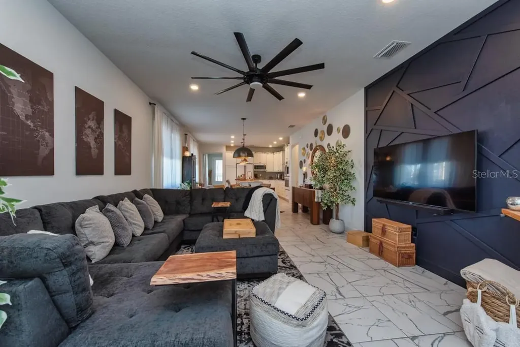 1468 N River Circle Tarpon Springs FL 34689