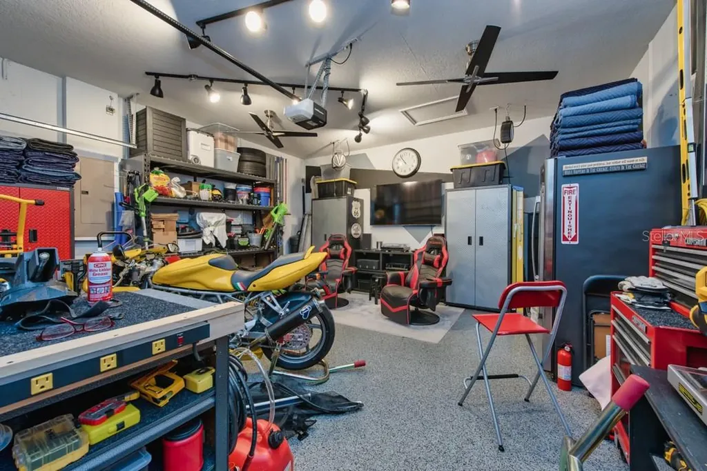 1468 N River Circle Tarpon Springs FL 34689